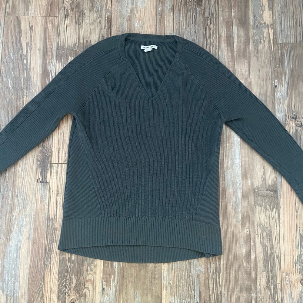 ATHLETA Women’s Hanover Refined VNeck Sweater Size XS Merino Wool Charcoal Grey - Picture 7 of 15